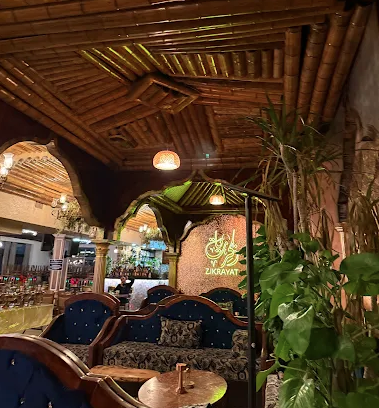 Elegant dining setup at Zikrayat